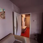 Appartement Rouge By G /centrul De Afaceri&stadion Timişoara