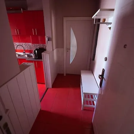 Апартаменты Rouge By G /centrul De Afaceri&stadion *